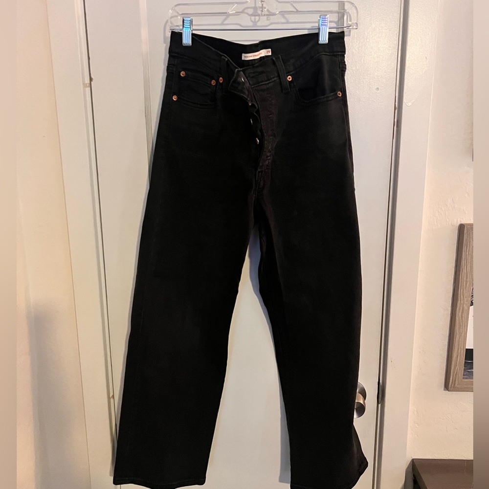 Levi’s Ribcage Jeans